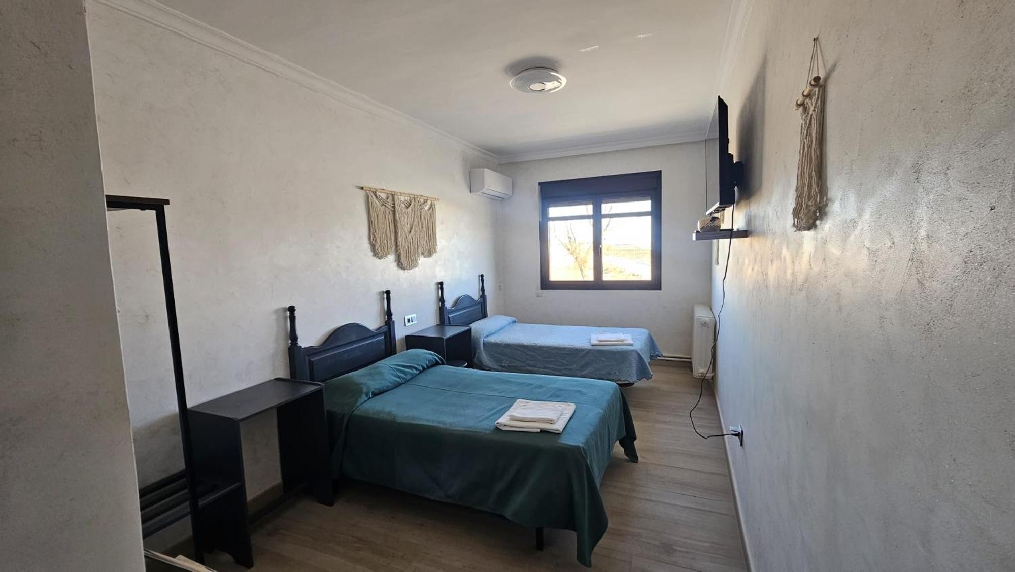 Hotel Restaurante El Patas Corral de Almaguer Екстер'єр фото
